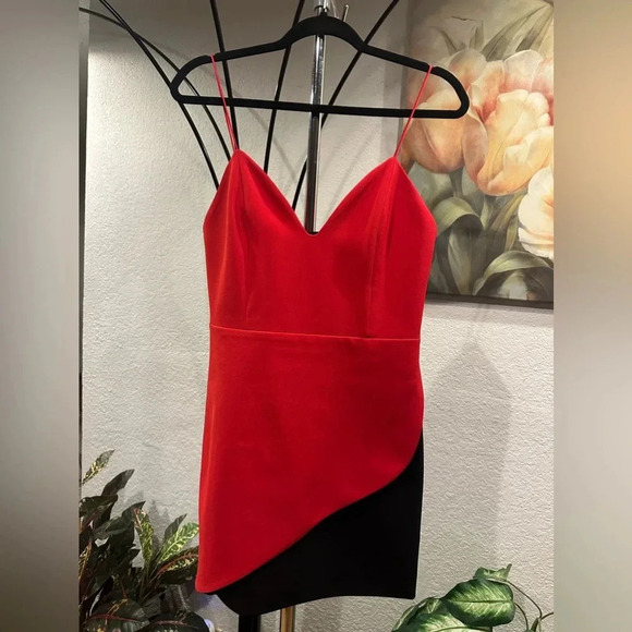 Alice + Olivia Black/Red Amina Mini Dress size 10 - Picture 6 of 16